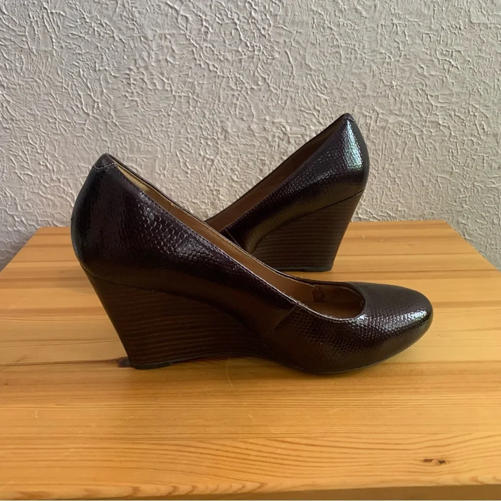 Clarks Elsa Purity Glossy Wedge Shoes - Burgundy